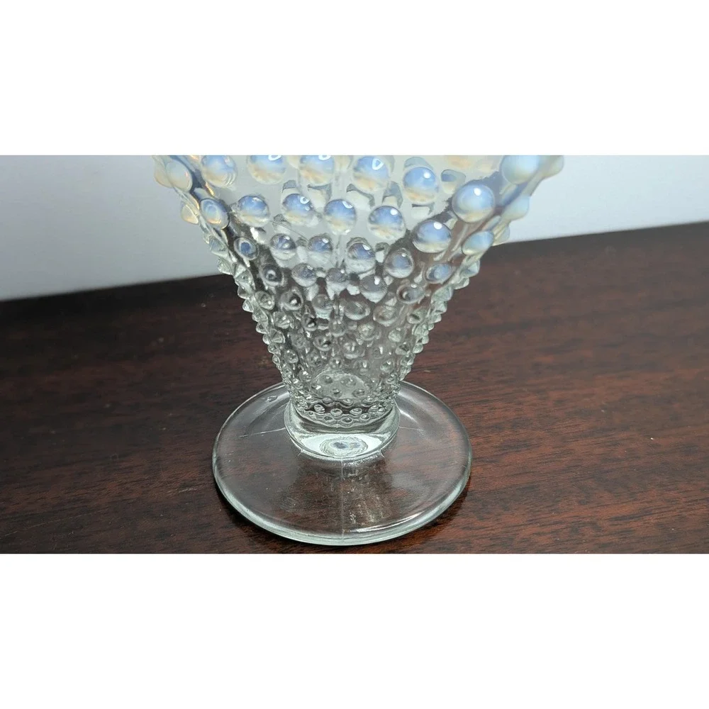 Unbranded vintage opalescent